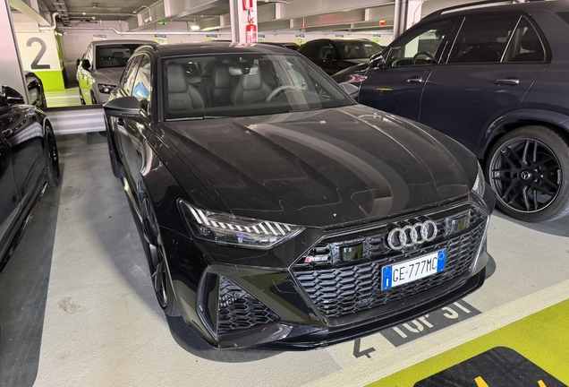 Audi RS6 Avant C8