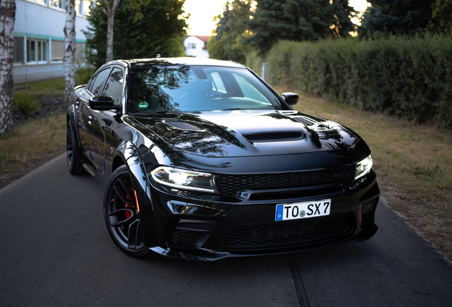 Dodge Charger SRT Hellcat Widebody