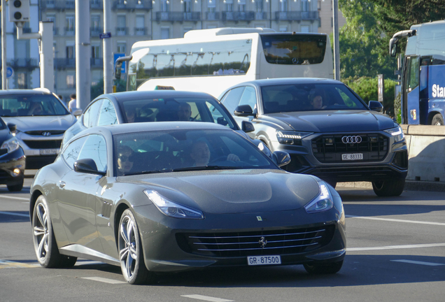 Ferrari GTC4Lusso