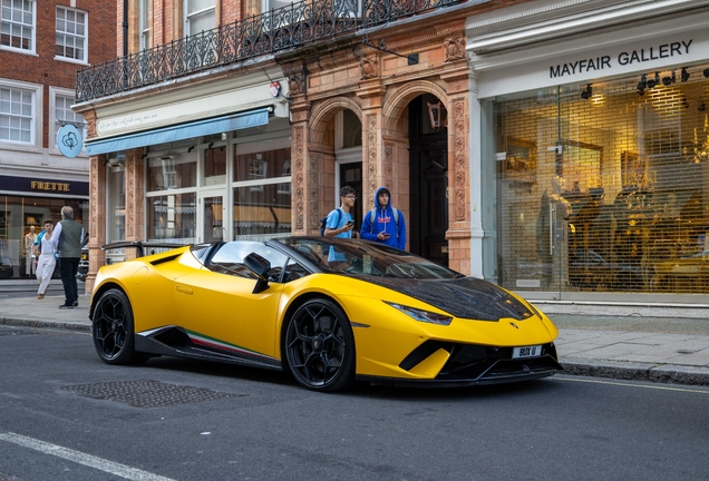 Lamborghini Huracán LP640-4 Performante Spyder