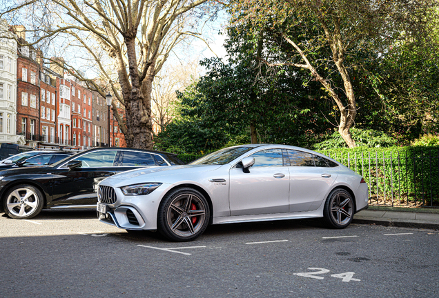 Mercedes-AMG GT 63 X290