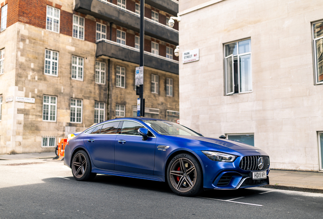 Mercedes-AMG GT 63 X290
