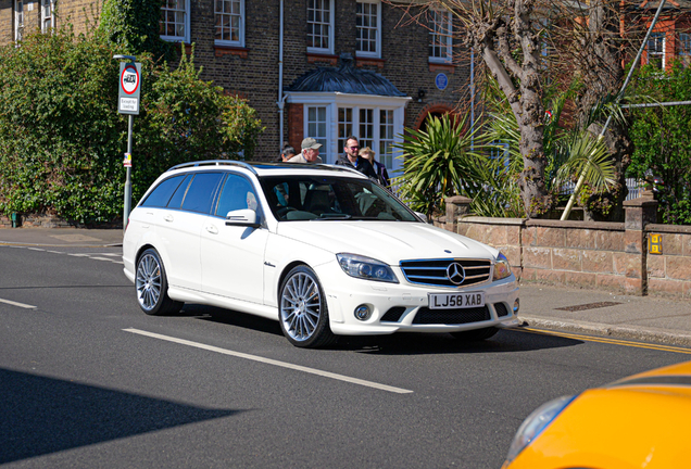 Mercedes-Benz C 63 AMG Estate