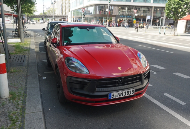 Porsche 95B Macan GTS MkIII