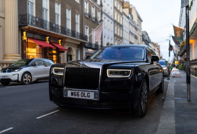 Rolls-Royce Phantom VIII EWB