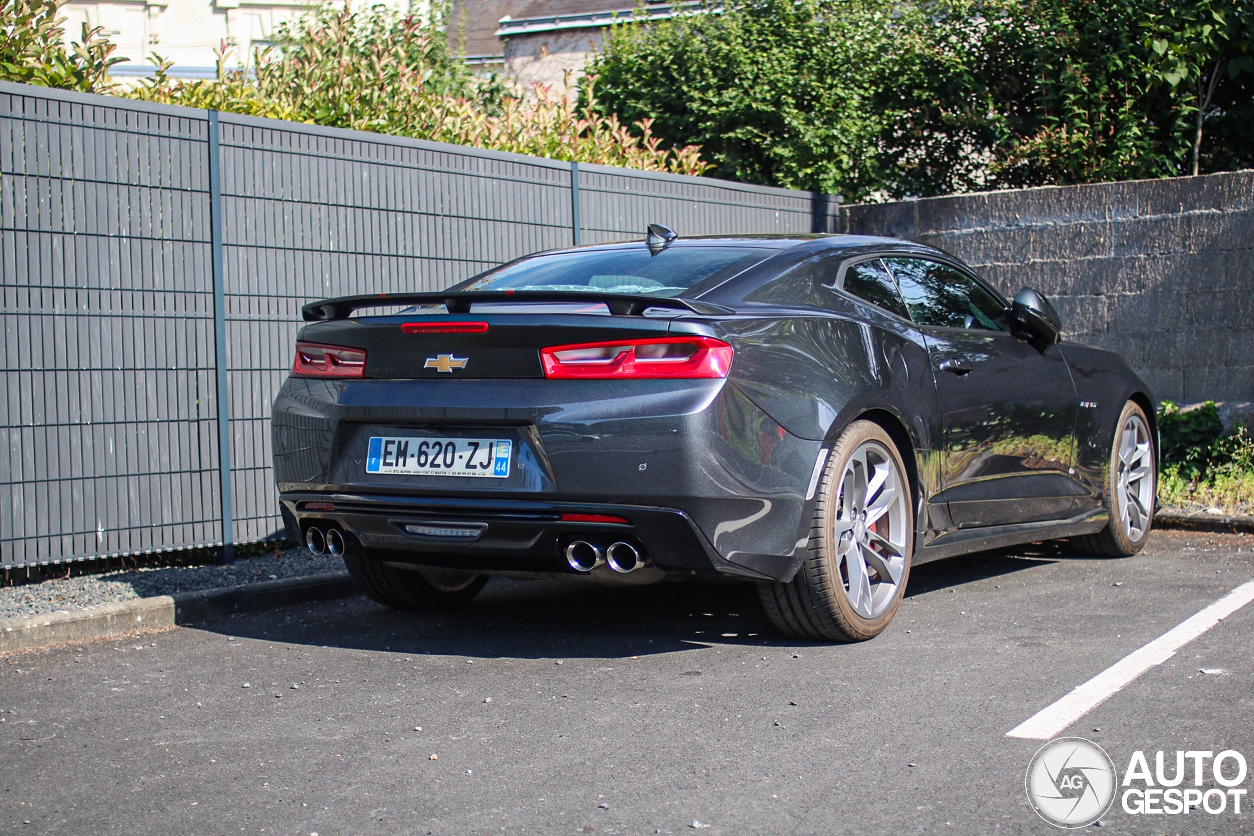 Chevrolet Camaro SS 2016 50th Anniversary