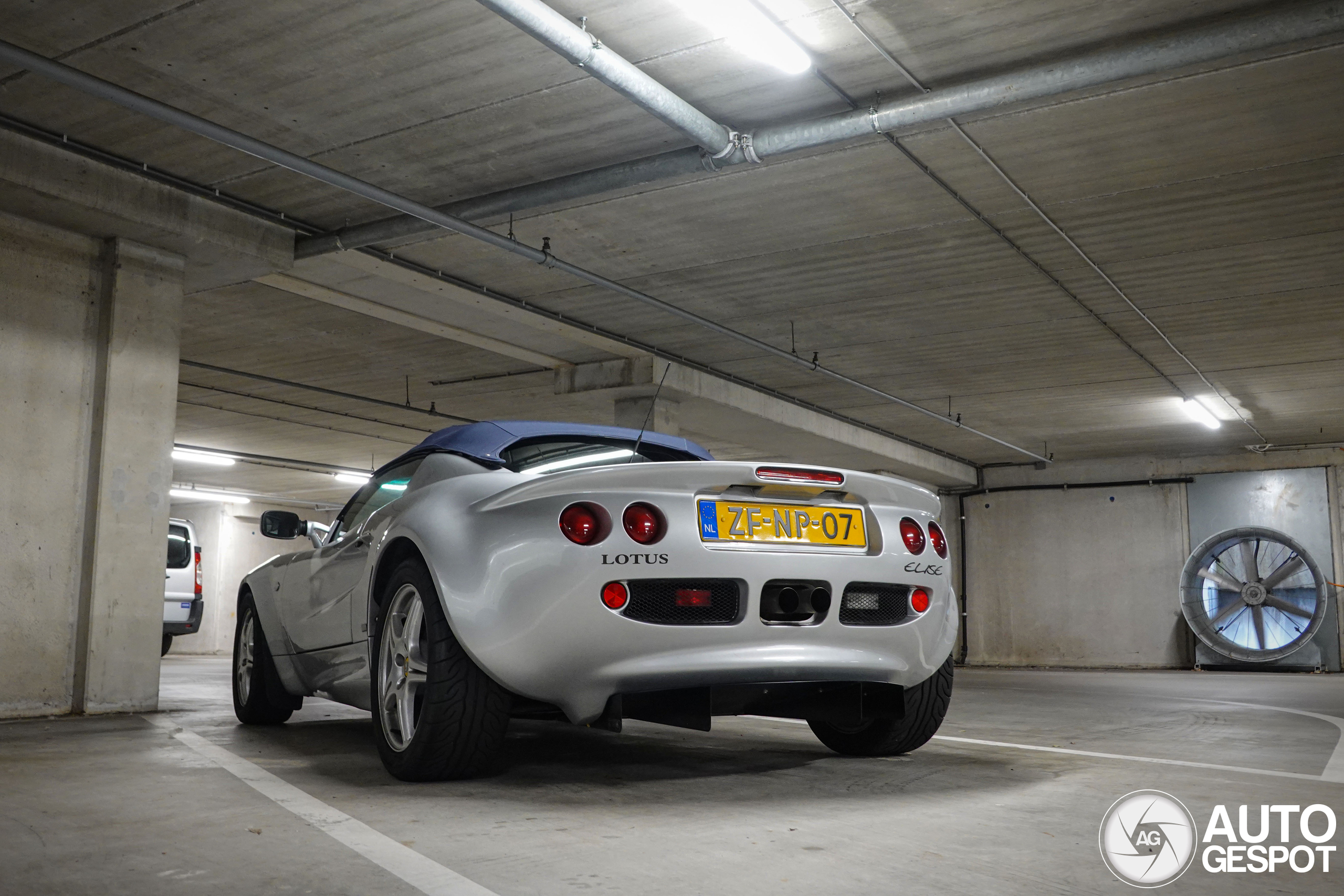 Lotus Elise S1