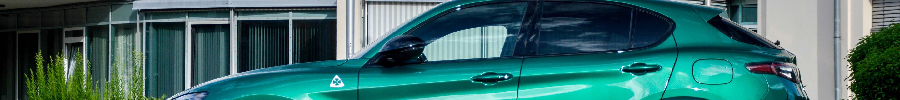 Alfa Romeo Stelvio Quadrifoglio 2023