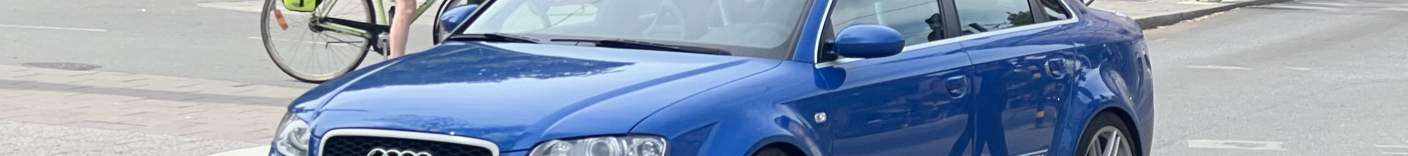 Audi RS4 Sedan