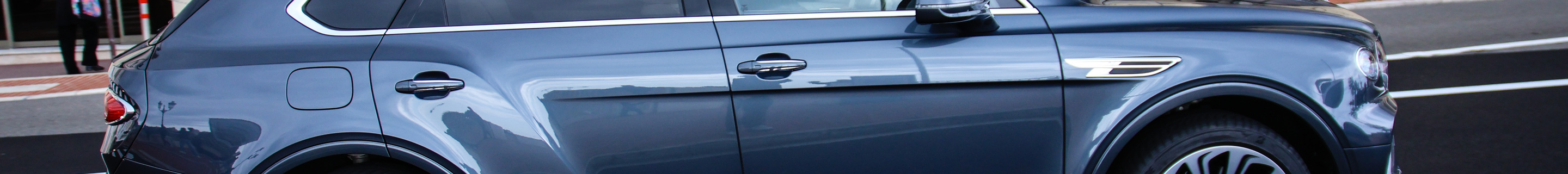 Bentley Bentayga Azure