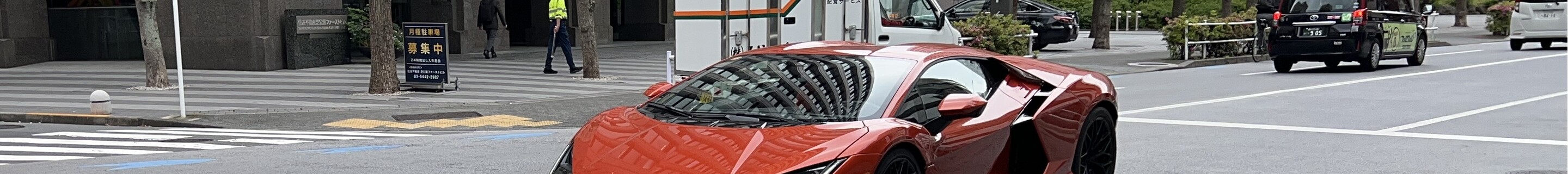 Lamborghini Revuelto