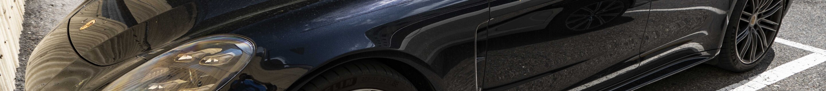 Porsche 971 Panamera Turbo