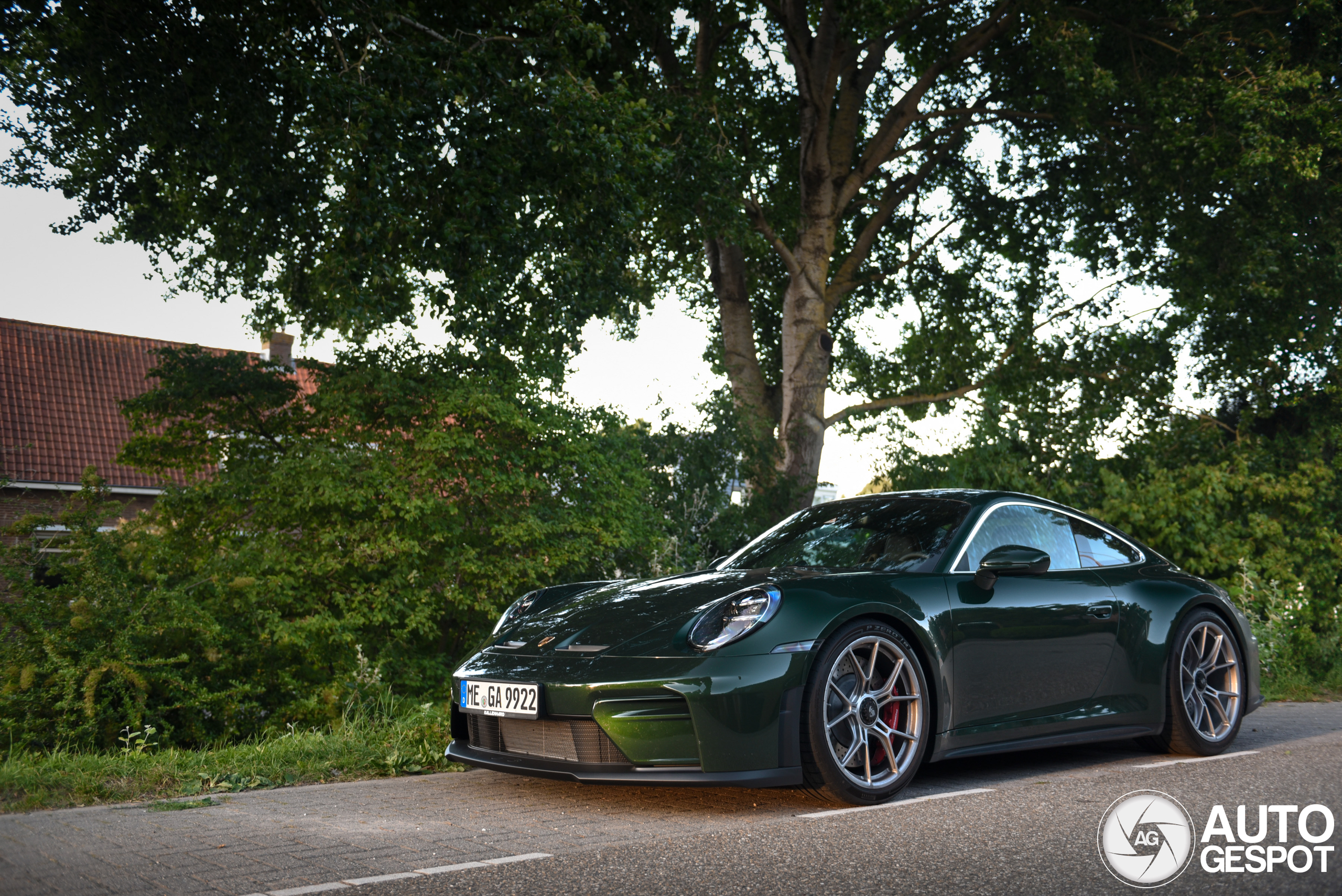 Porsche 992 GT3 Touring MkII