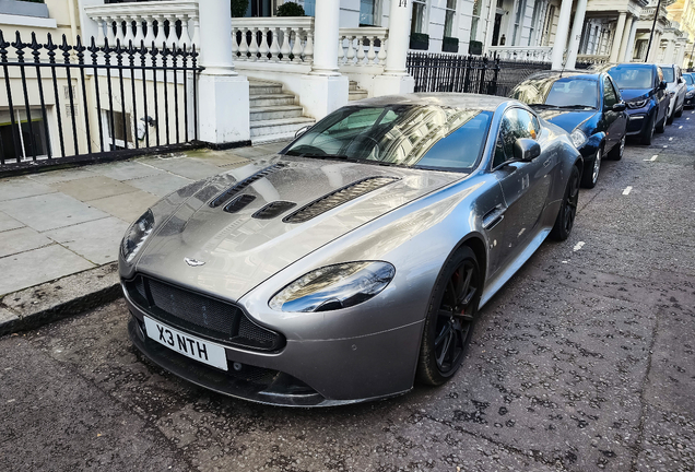 Aston Martin V12 Vantage S