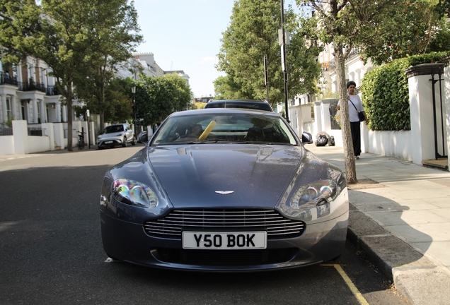 Aston Martin V8 Vantage