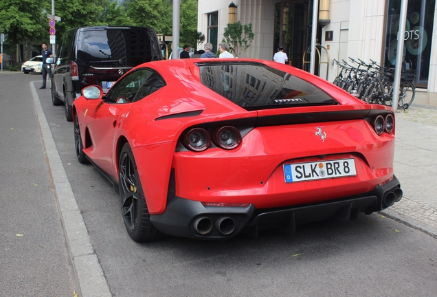 Ferrari 812 Superfast
