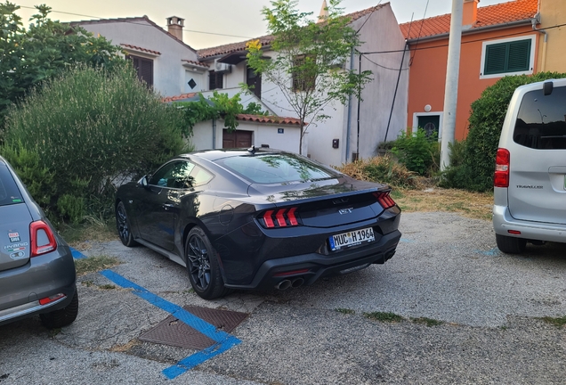 Ford Mustang GT 2024