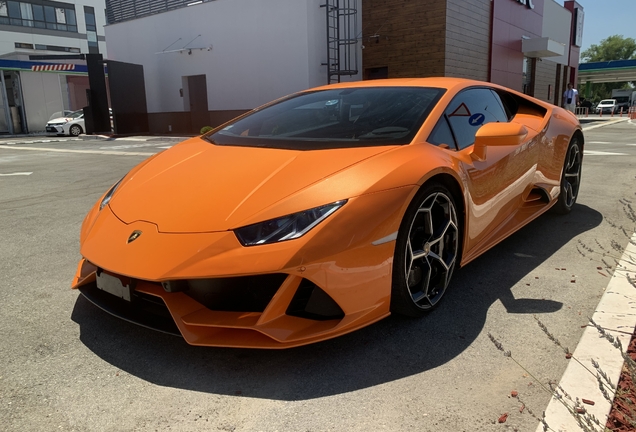 Lamborghini Huracán LP640-4 EVO