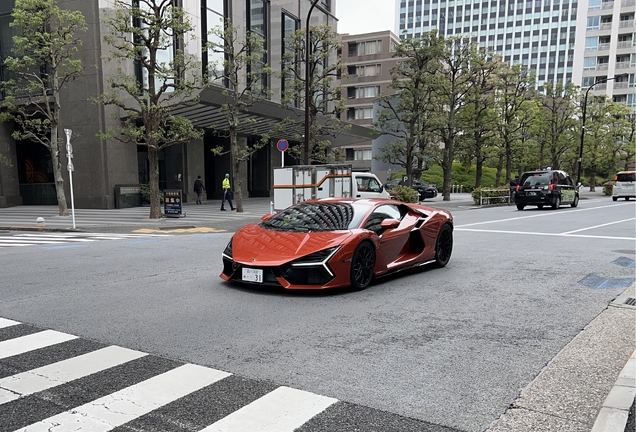Lamborghini Revuelto