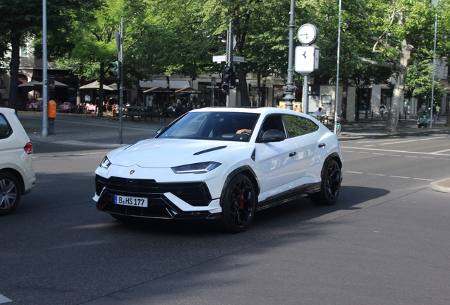 Lamborghini Urus Performante