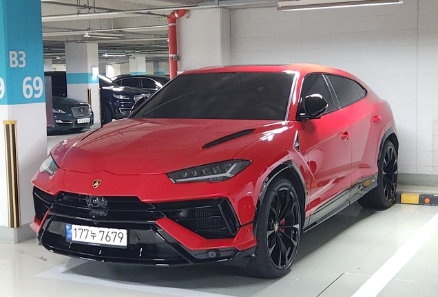 Lamborghini Urus S