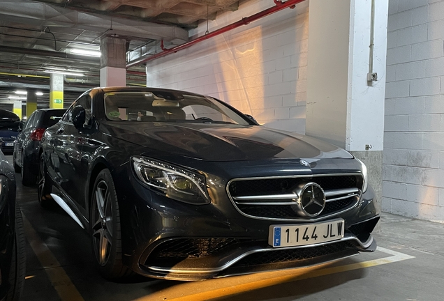 Mercedes-AMG S 63 Coupé C217