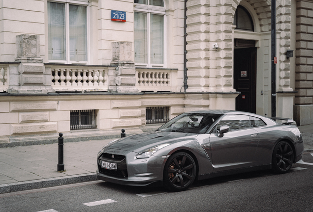 Nissan GT-R