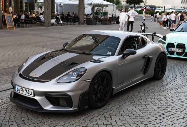 Porsche 718 Cayman GT4 RS Weissach Package