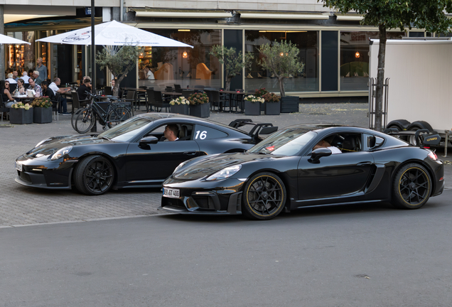Porsche 718 Cayman GT4 RS Weissach Package