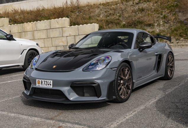 Porsche 718 Cayman GT4 RS Weissach Package