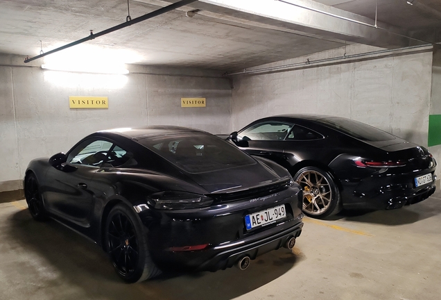 Porsche 718 Cayman GTS 4.0