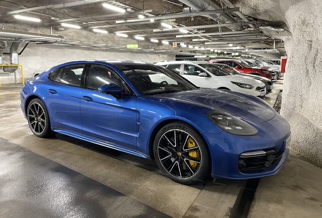 Porsche 971 Panamera Turbo S E-Hybrid