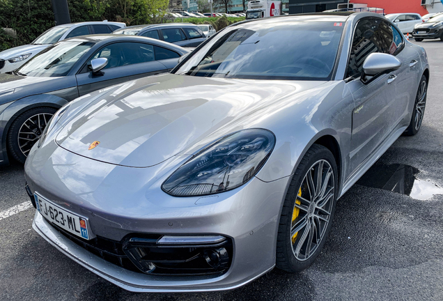 Porsche 971 Panamera Turbo S E-Hybrid