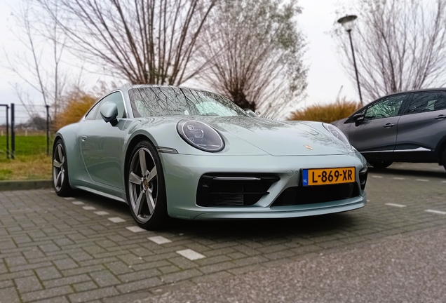 Porsche 992 Carrera 4S Ben Pon Jr. Edition