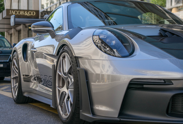 Porsche 992 GT3 RS Weissach Package