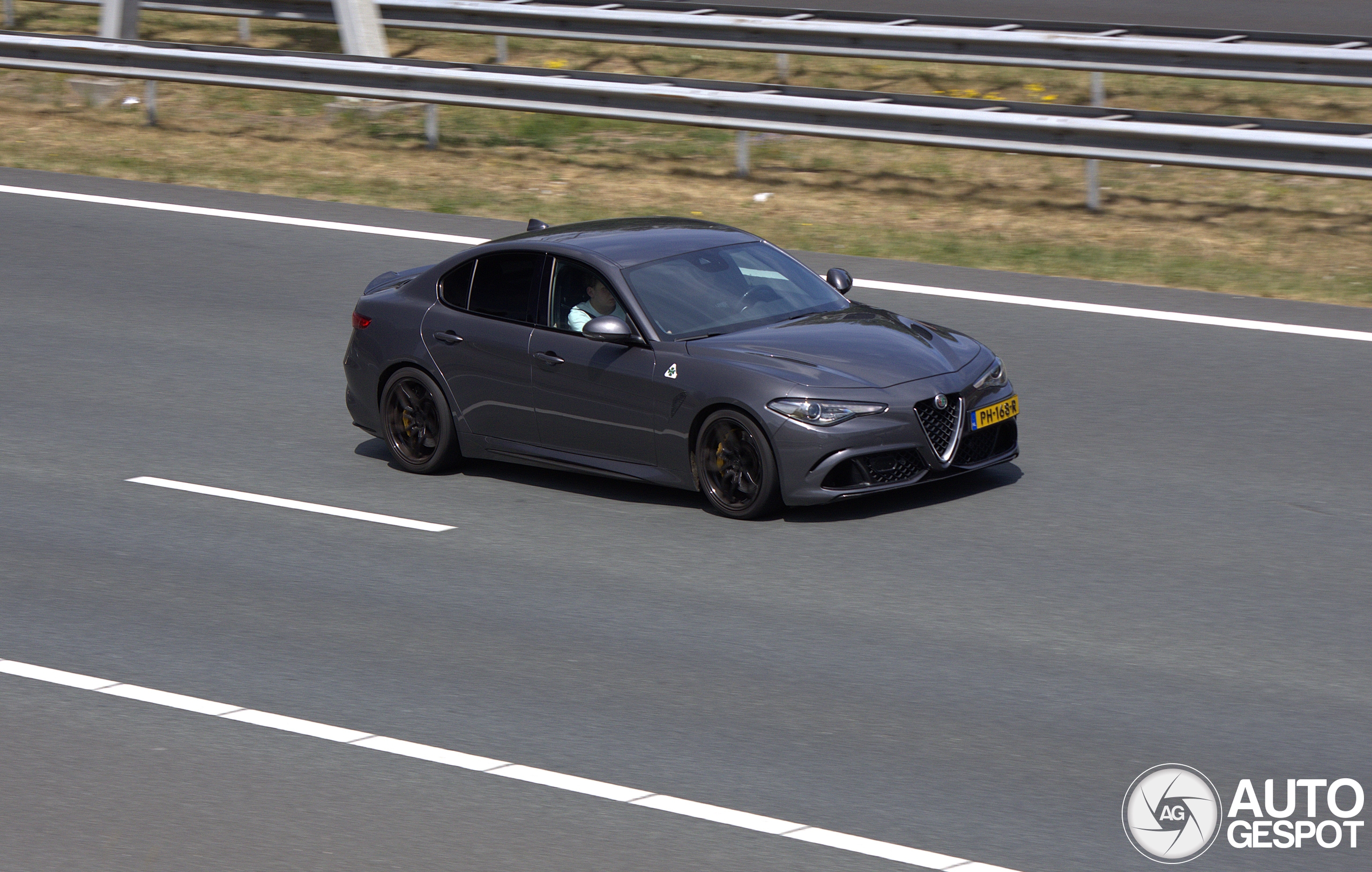 Alfa Romeo Giulia Quadrifoglio