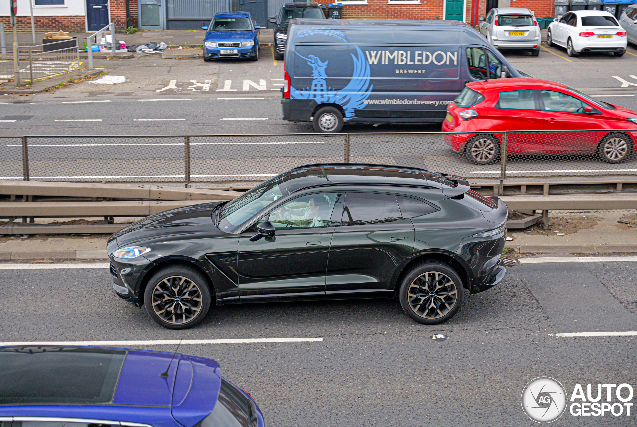 Aston Martin DBX