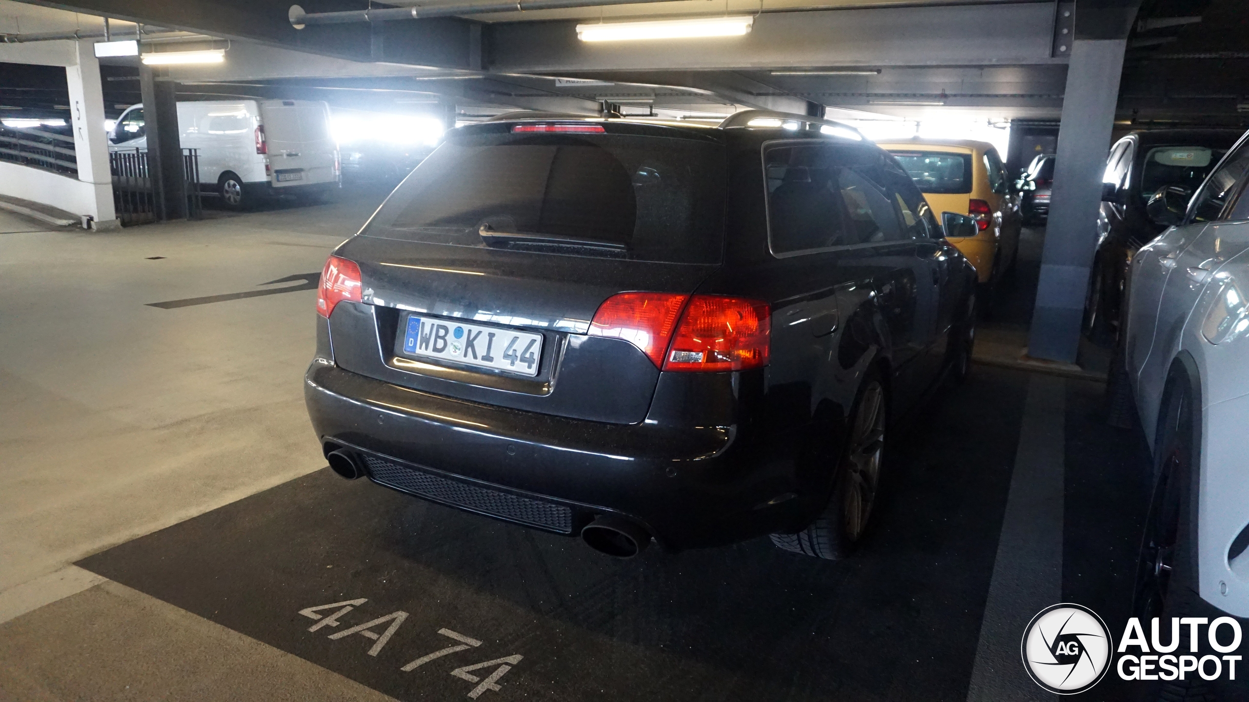 Audi RS4 Avant B7