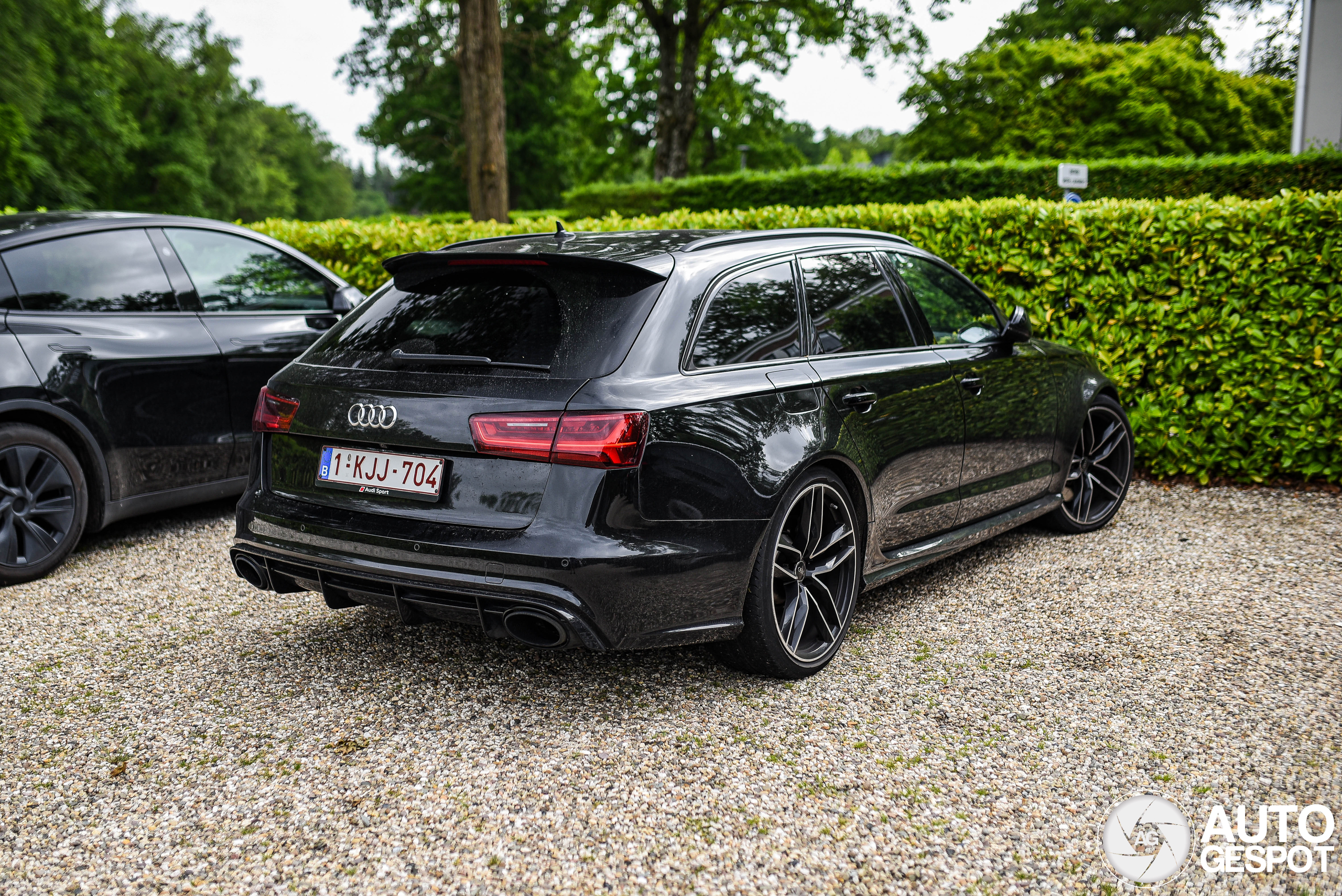 Audi RS6 Avant C7 2015