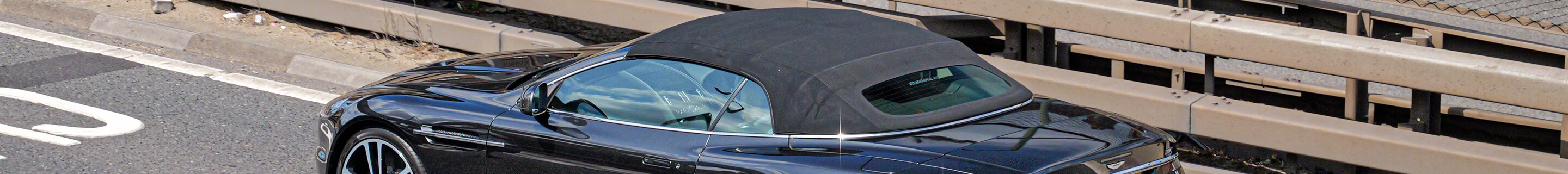 Aston Martin DBS Volante