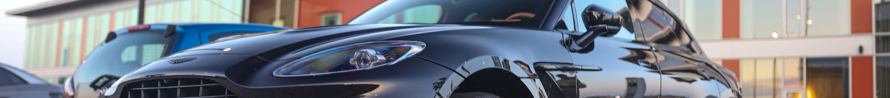 Aston Martin DBX