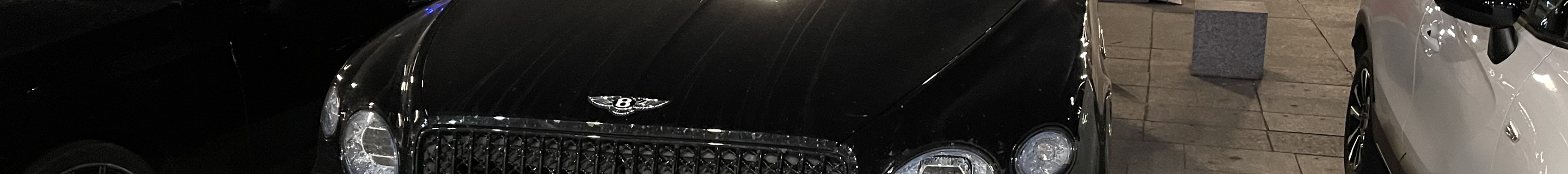 Bentley Bentayga Azure EWB 2024