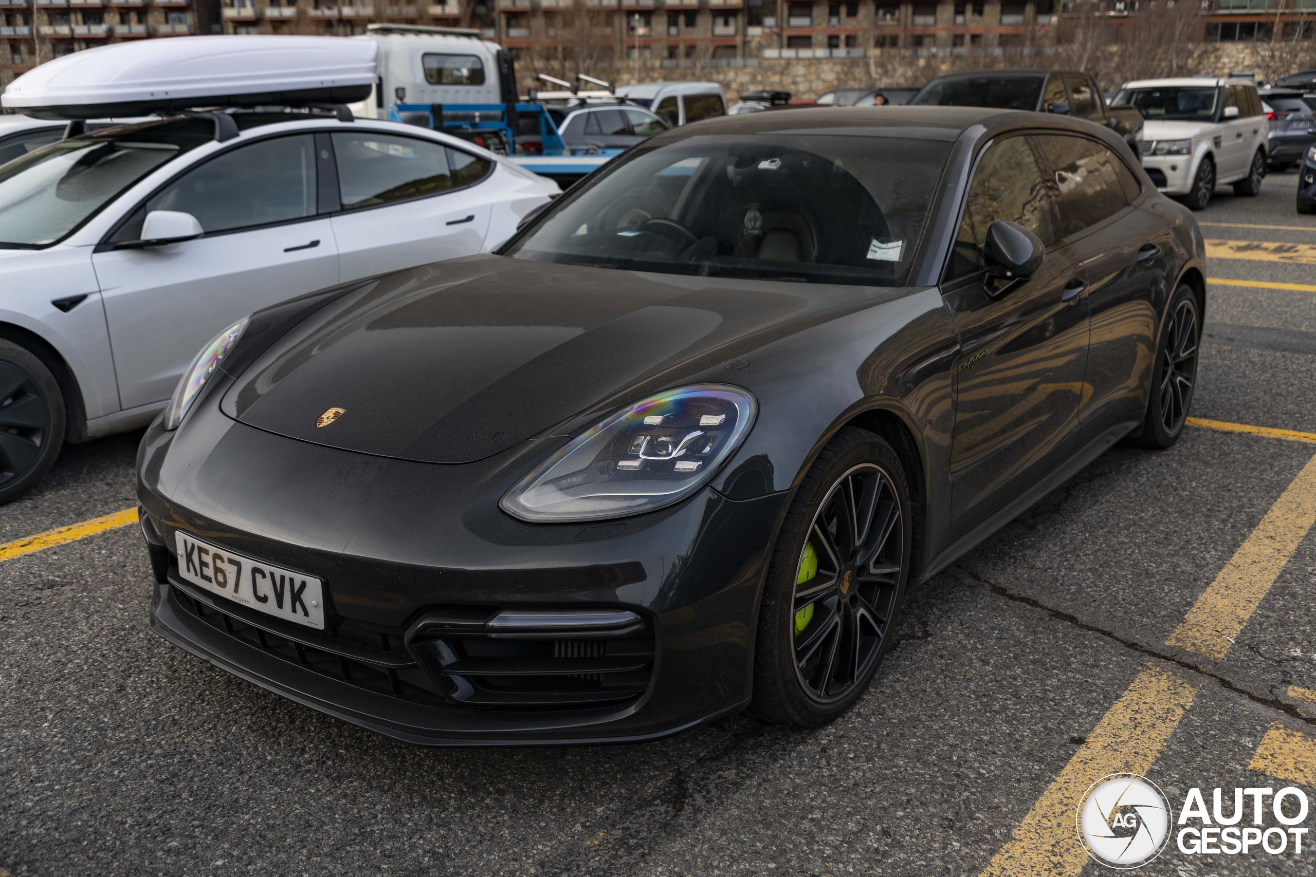 Porsche 971 Panamera Turbo S E-Hybrid Sport Turismo