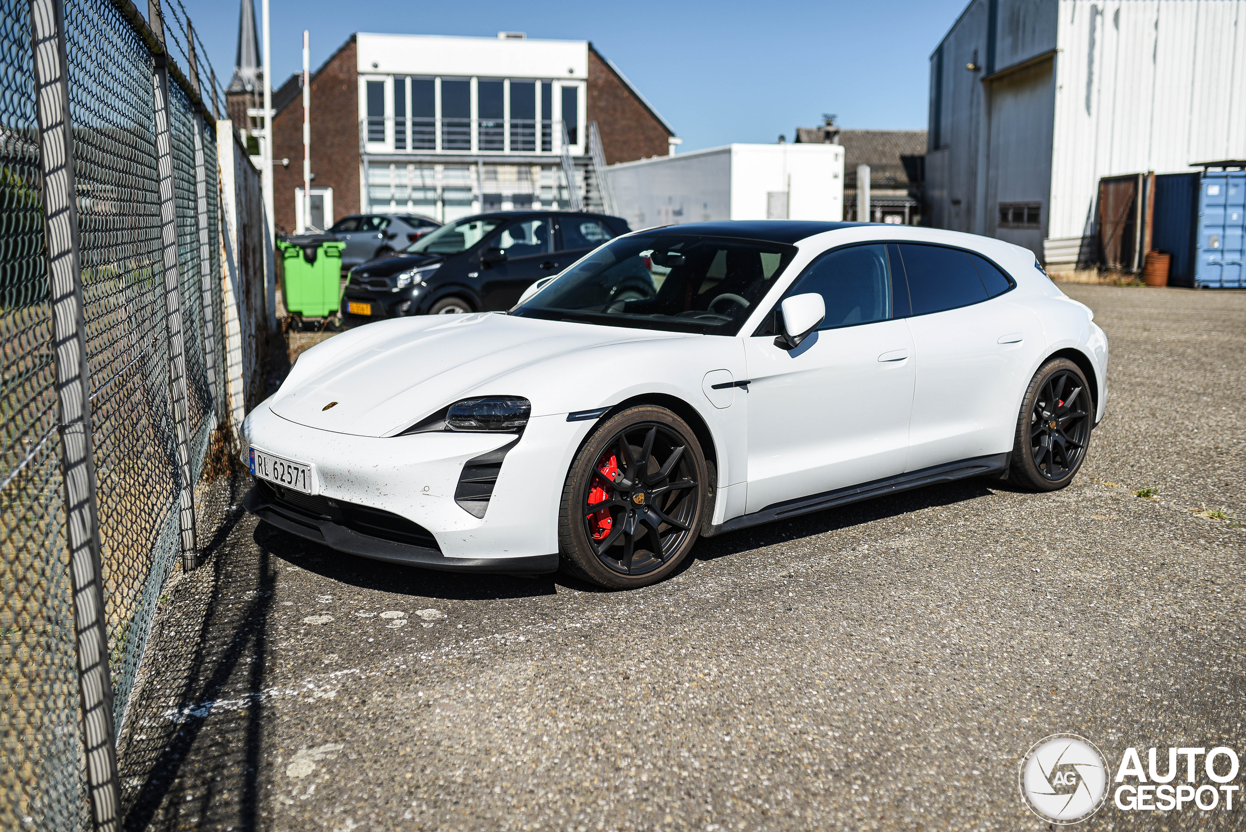 Porsche Taycan GTS Sport Turismo