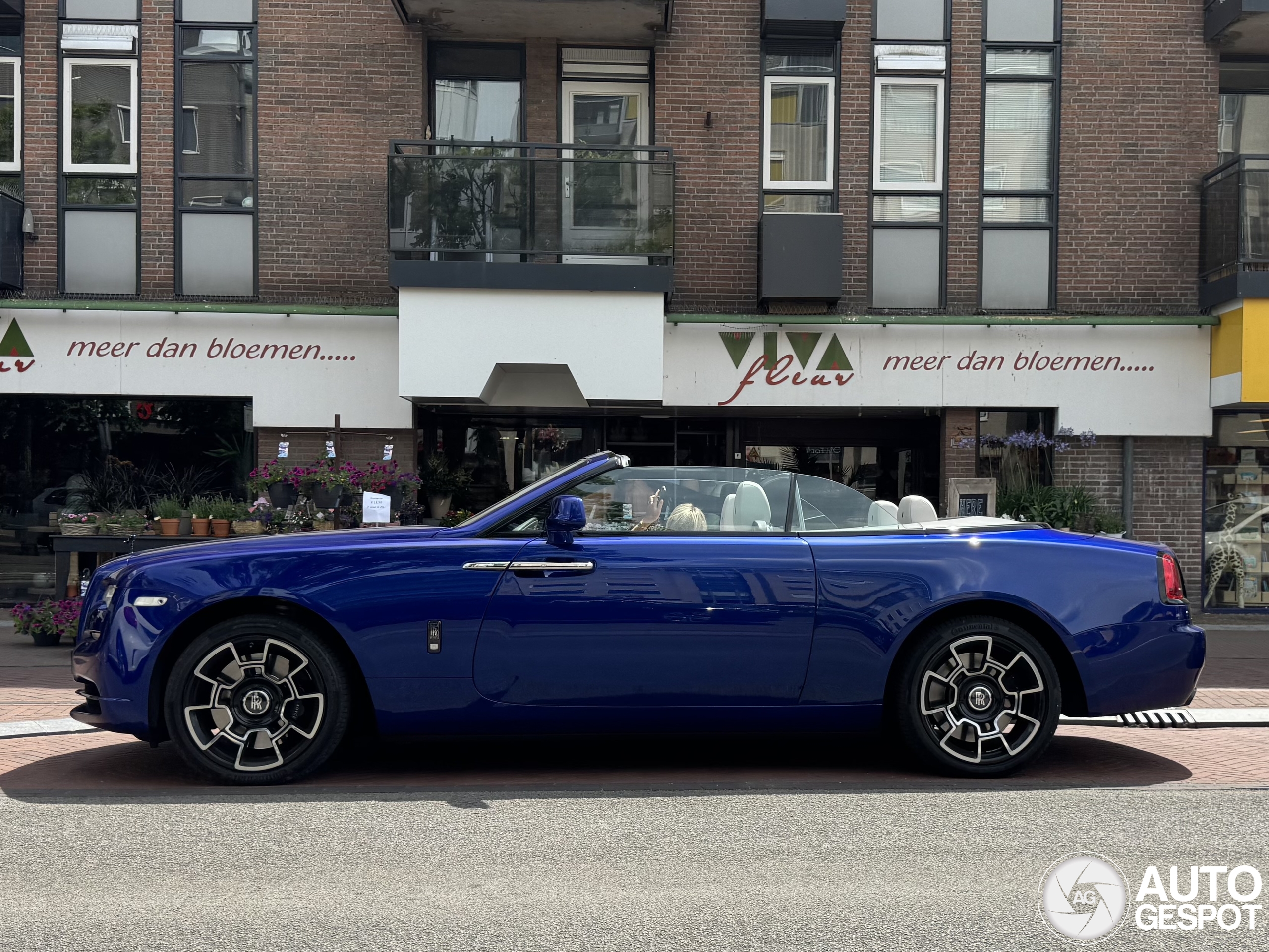 Rolls-Royce Dawn Black Badge