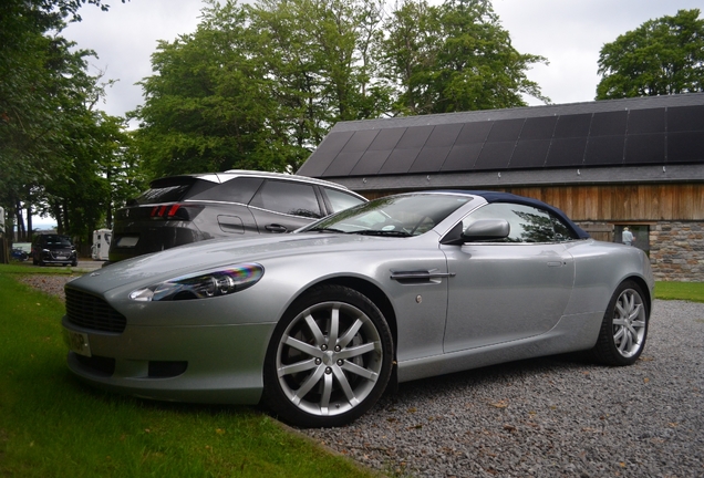 Aston Martin DB9 Volante