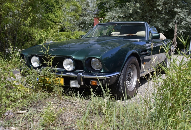Aston Martin V8 Volante 1978-1990