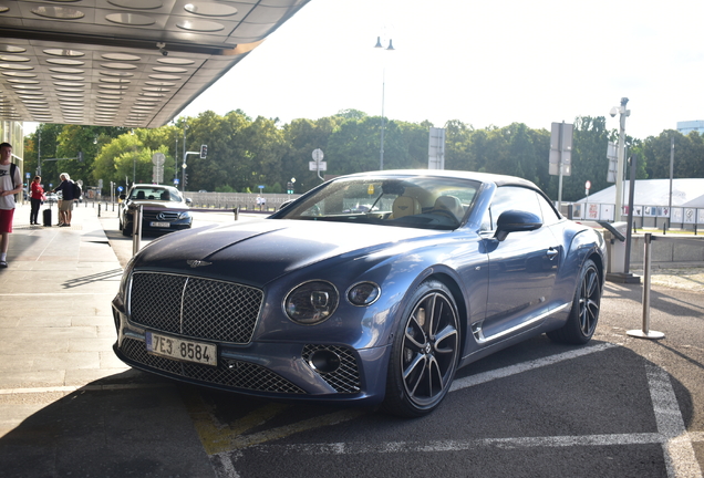 Bentley Continental GTC V8 2020