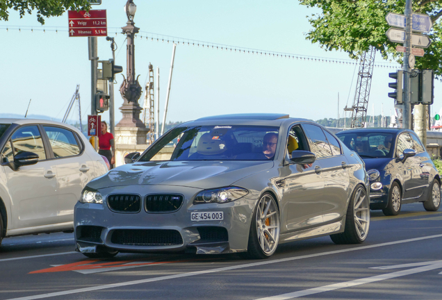 BMW M5 F10 2011