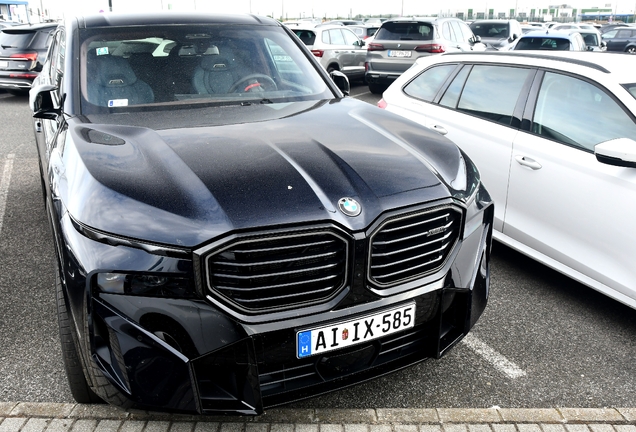 BMW XM G09